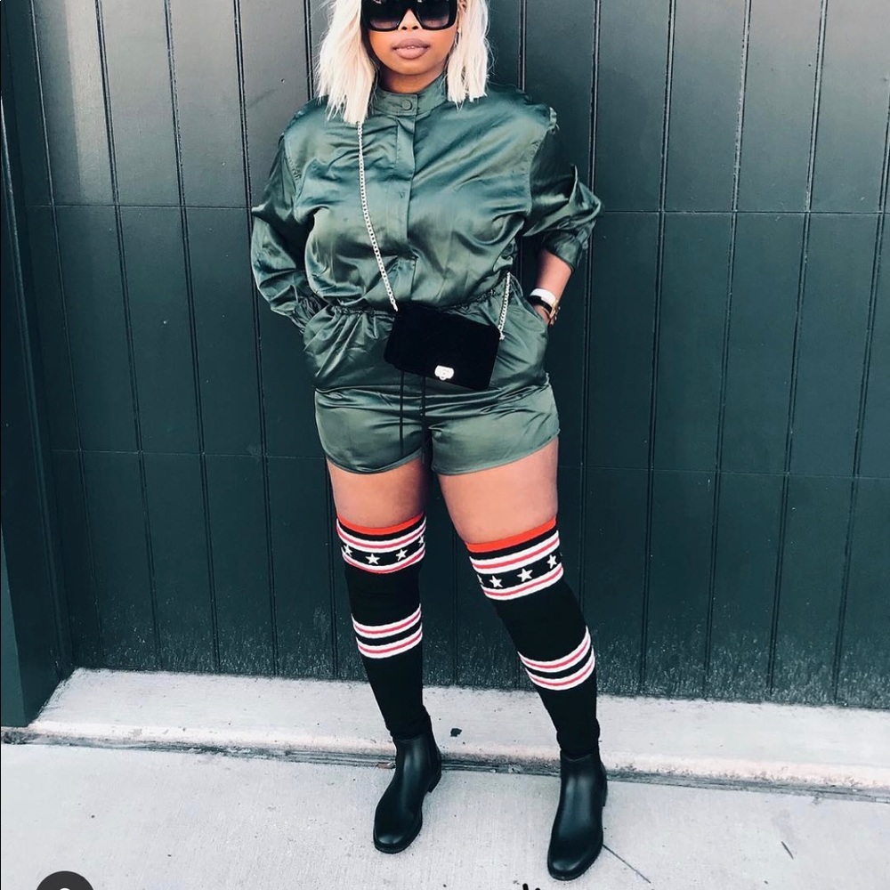 ✨Brand New Over the knee boots✨